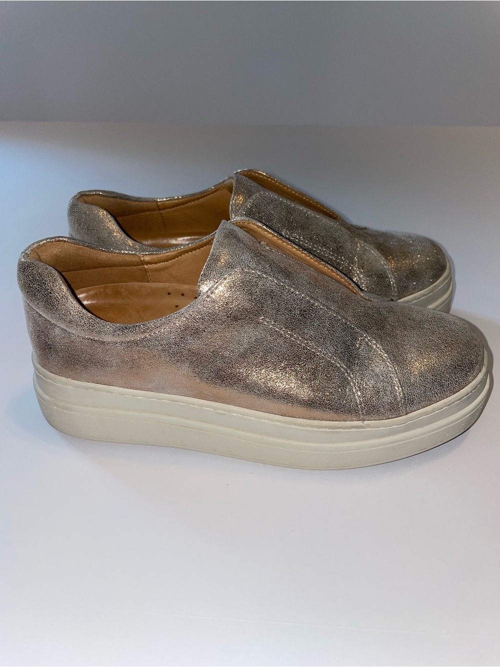 J/Slides Noel Metallic Rose Gold Platform Slip On Sneakers Size 5